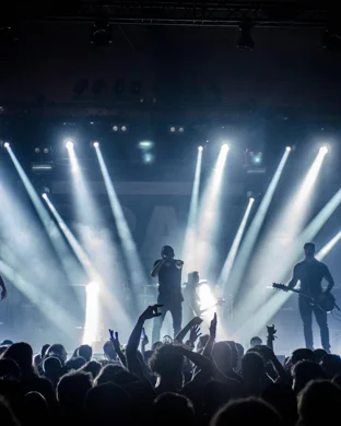 Kelsy Karter and The Heroines