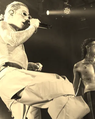 CA7RIEL & Paco Amoroso