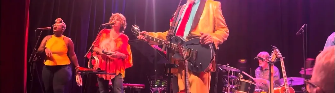 Shinyribs